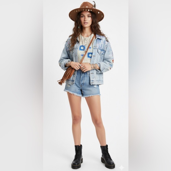 New H&M | Crochet Halter Top - Picture 10 of 10